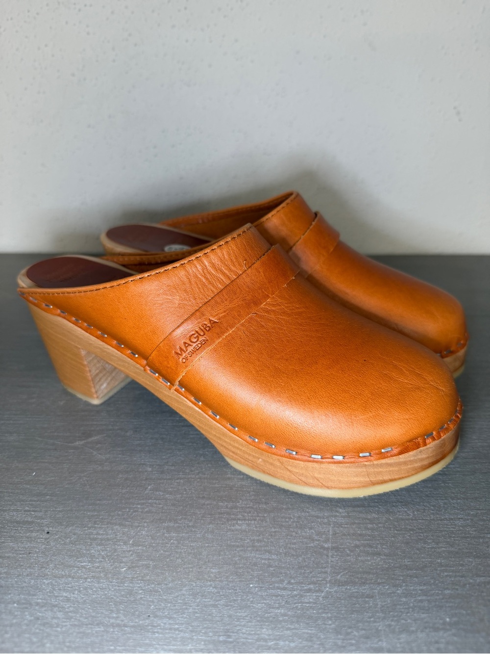 Maguba Berkeley Swedish Clogs Cognac Pull Up Leather Women’s Sz 37 US 7